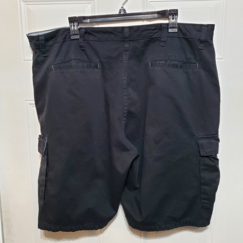 Wrangler Men's Black Cargo Shorts size 40 - Picture 15 of 16